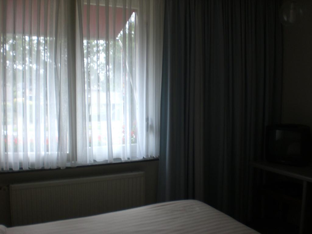 Hotel Steensel Camera foto